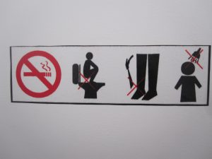 Learn how to properly use a toilet in Hanoi